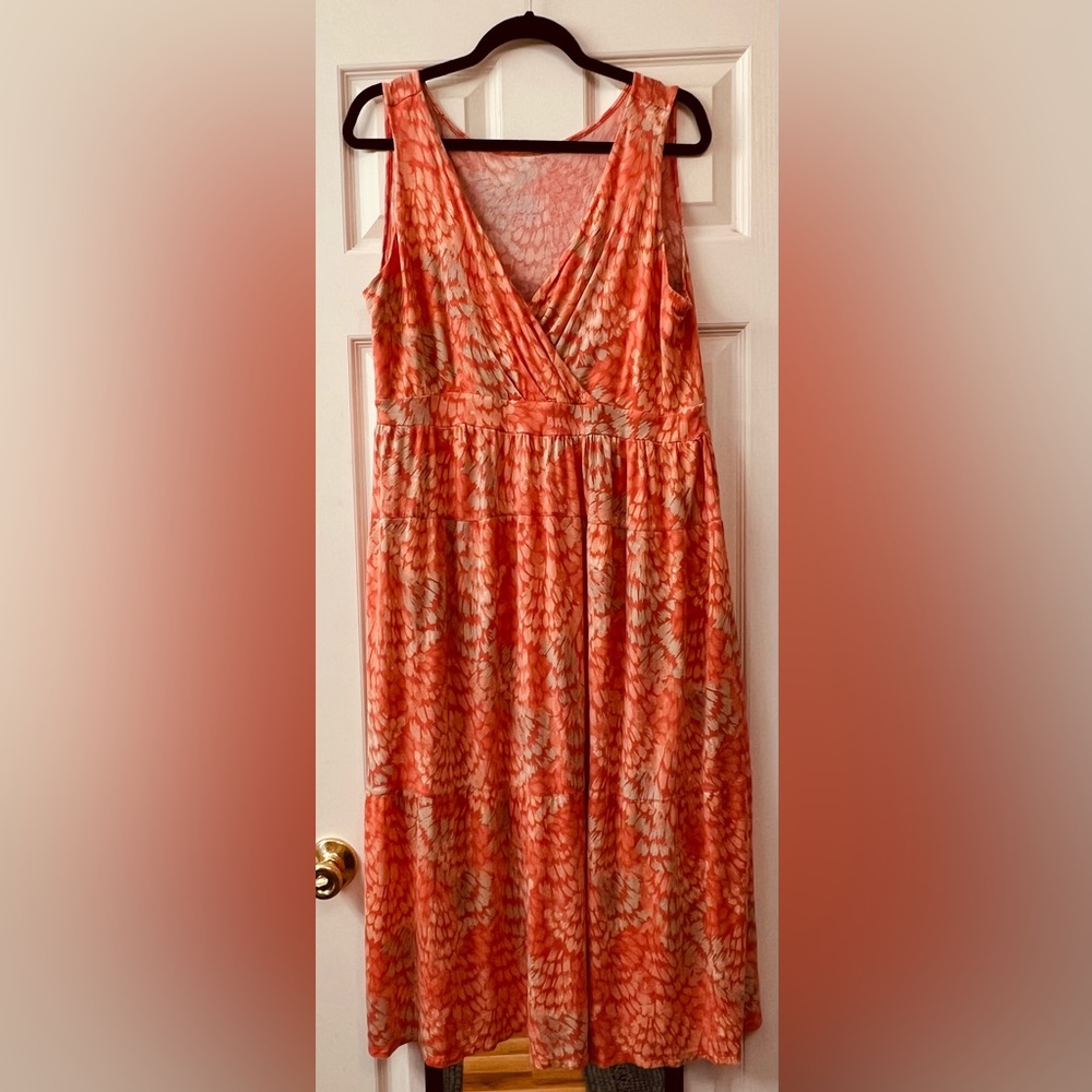 Soft knit orange and tan empire midi XL